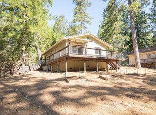 5845 Lookout Ct, Hathaway Pines, CA