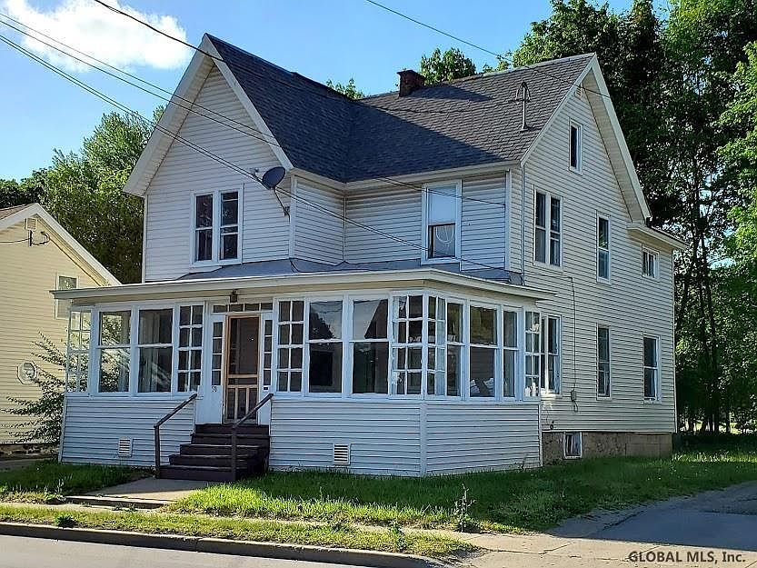 98 W Main St Saint Johnsville Ny 13452 Mls 202119479 Zillow