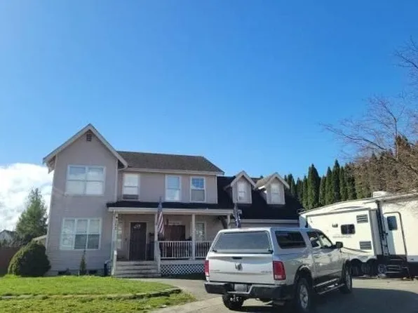 202 Lincoln Cir, Sumas, WA 98295