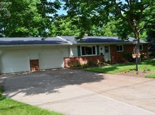 3592 N Karwood Dr, Port Clinton, OH