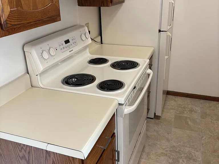 Pineview — Photo 44