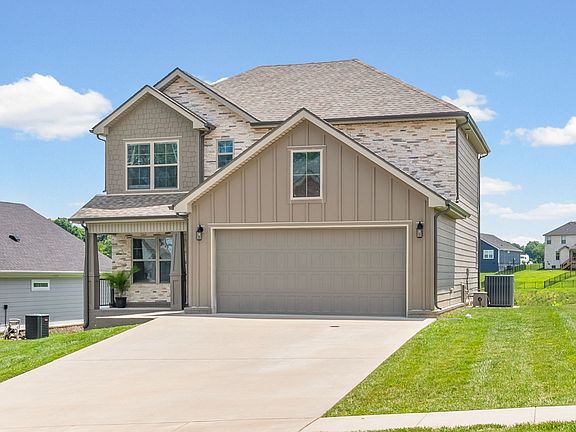 4th image of 350 Frontier Dr