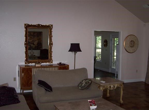 4th image of 200 County Road 756