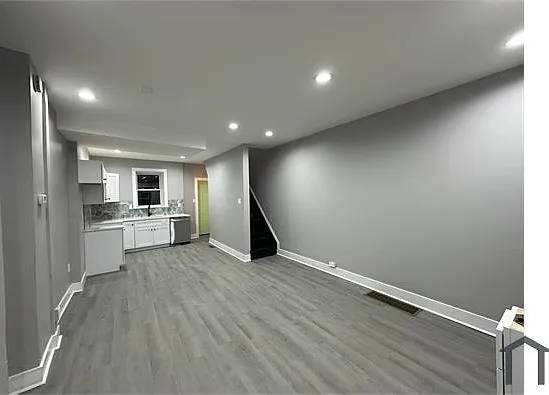 5617 Utah St — Photo 8