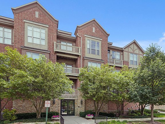 2nd image of 1781 Tudor Ln Unit 109