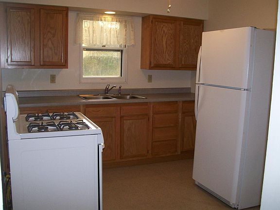 Kitchen with Appliances