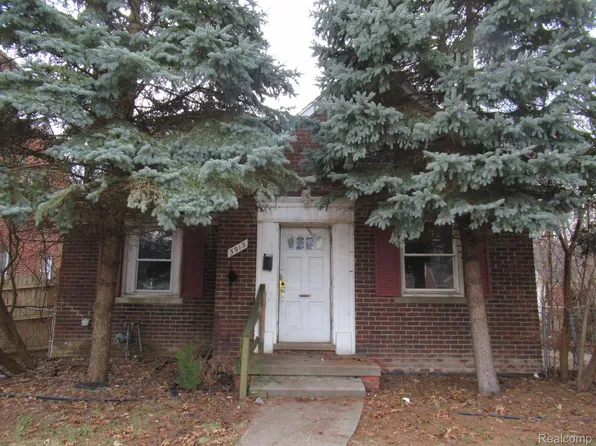 5913 Woodhall St, Detroit, MI 48224