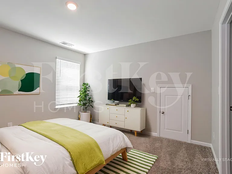 164 N Hill Ln — Photo 13