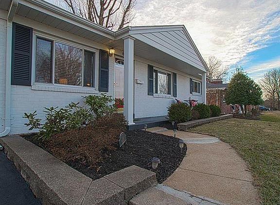 2nd image of 612 Kirkshire Dr