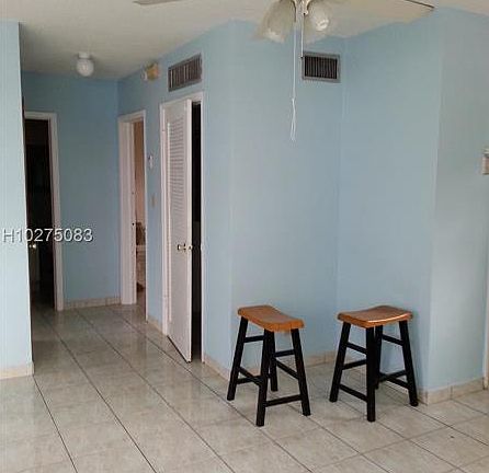 4th image of 331 SW 1st Ave APT 3