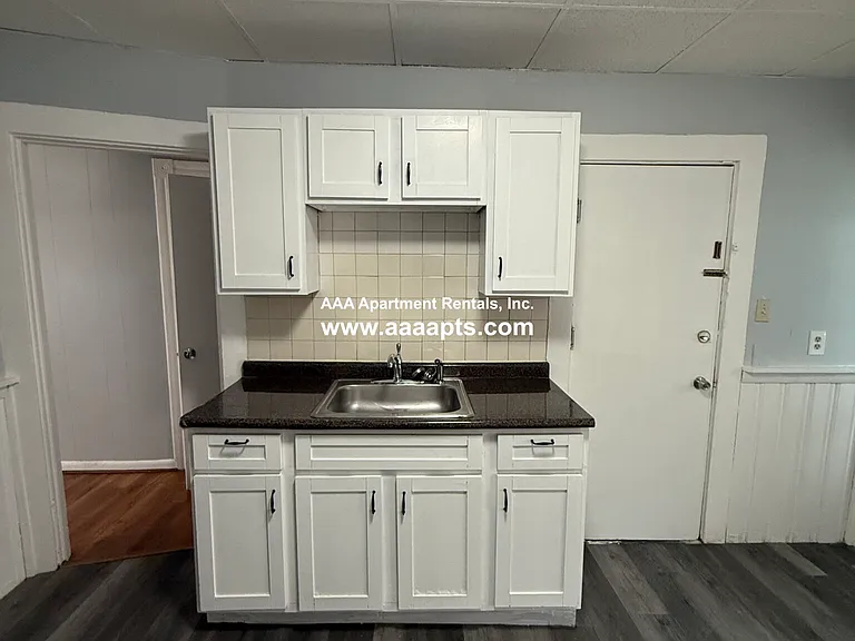 8 Hall Ave #1 — Photo 10