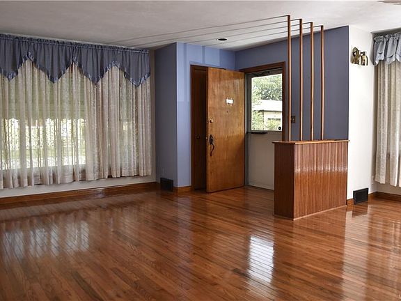 2nd image of 60 Herbert Ave