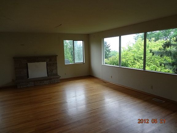 2nd image of 7430 S 129th St