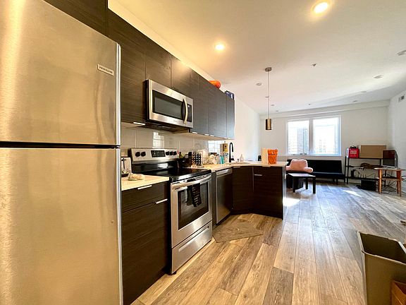 2nd image of 1620 Cecil B Moore Ave #204R