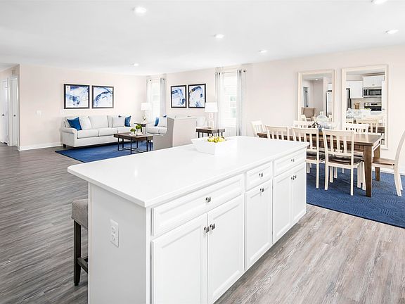 4th image of 80 White Sands Blvd