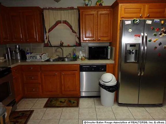 4th image of 7503 Glen Oaks Dr