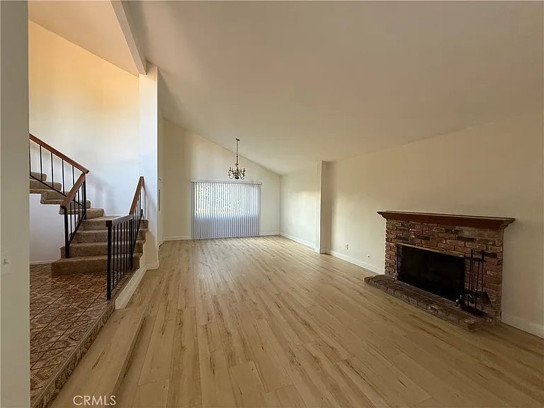 21417 Germain St — Photo 7