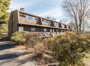 173 Knapps Hwy, Fairfield, CT 06825