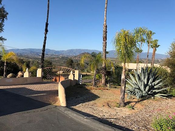 2nd image of 28493 Cerveza Ct
