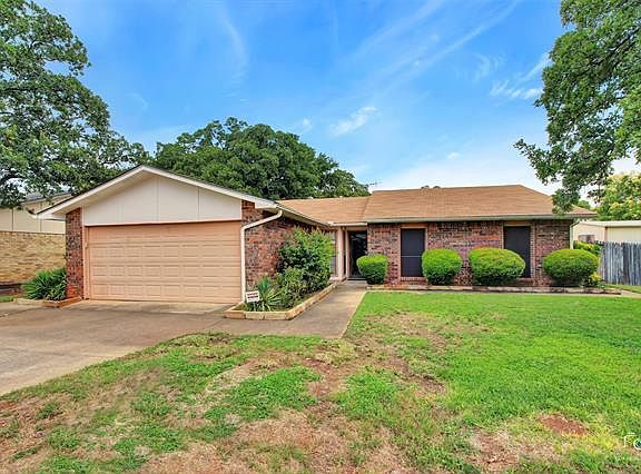2nd image of 2236 Cottonwood Ln