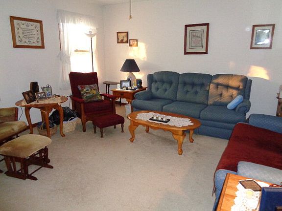 3rd image of 4696 Granada Hills Dr