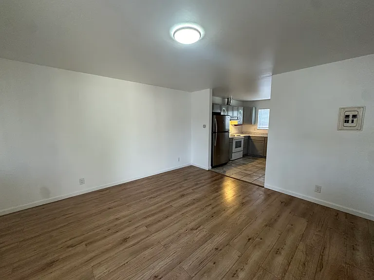 20157 Wisteria St — Photo 2