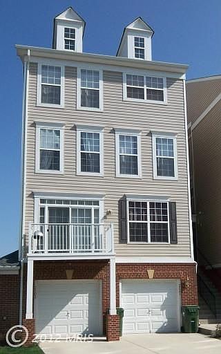 1st image of 2503 Einstein St #221