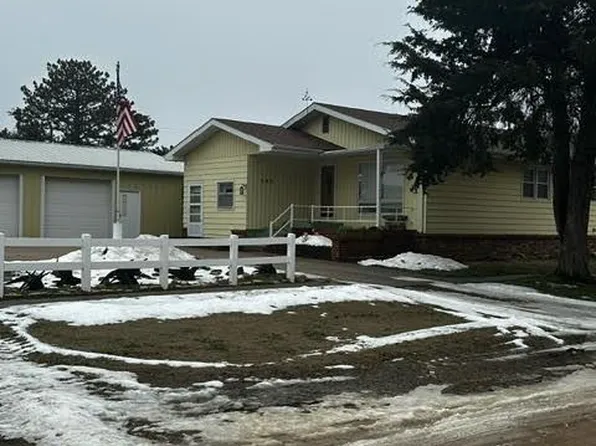505 Spring St, Gypsum, KS 67448