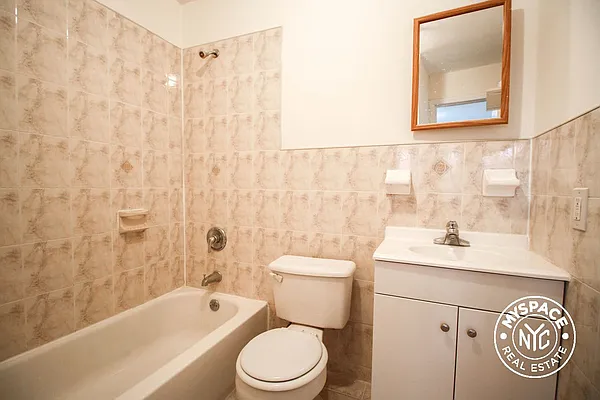 Rented by MySpaceNYC | media 21