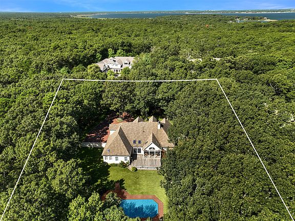 5th image of 13 Red Creek Cir