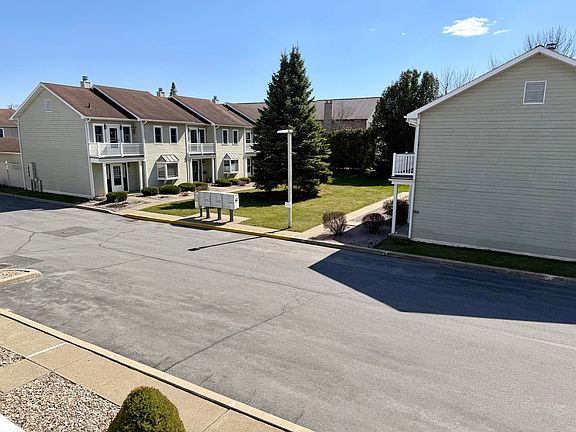 2nd image of 17 Wildwood Ests