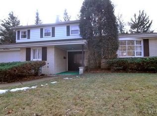 1119 Crestfield Ave, Libertyville, IL
