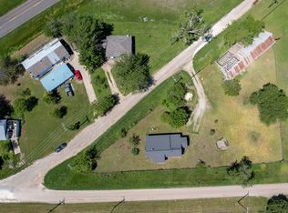 922 Bradburry Ln, Waxahachie, TX 75167