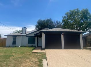 6205 British Ln, Arlington, TX 76002