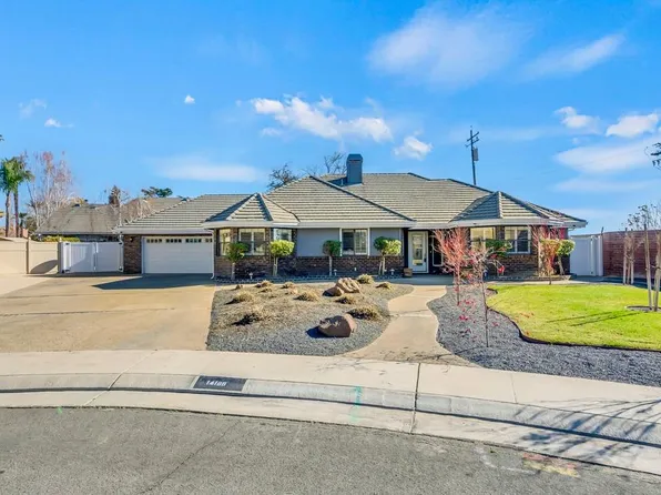 14166 Oak Point Dr, Lockeford, CA 95237
