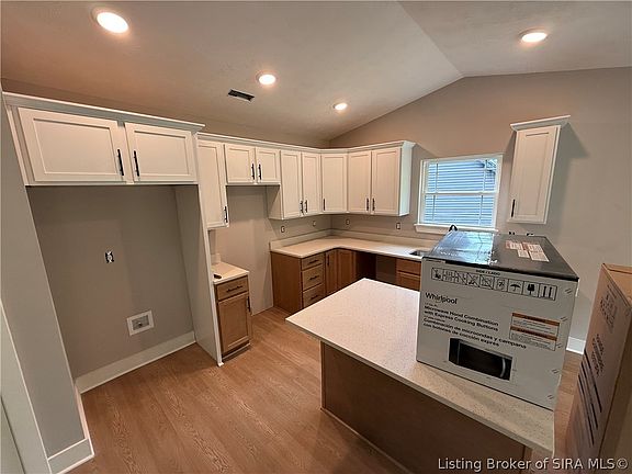 3rd image of 8022 Hudson Lane