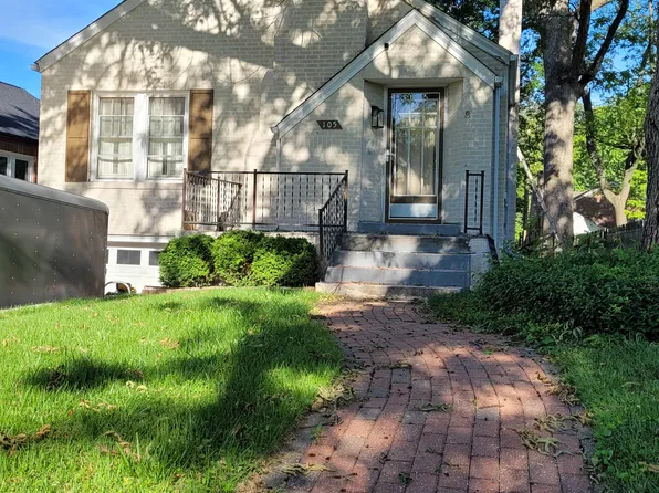 105 Handlan Ct, Saint Louis, MO 63122