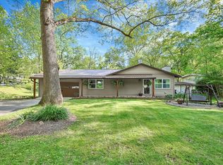 647 Cedar Run Rd NE, Newark, OH 43055