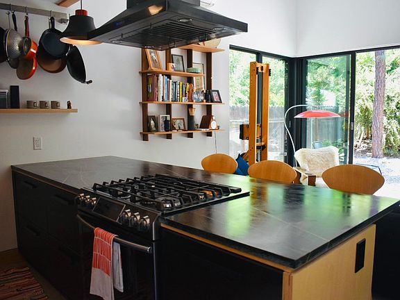 5th image of 369 S Avenue 52