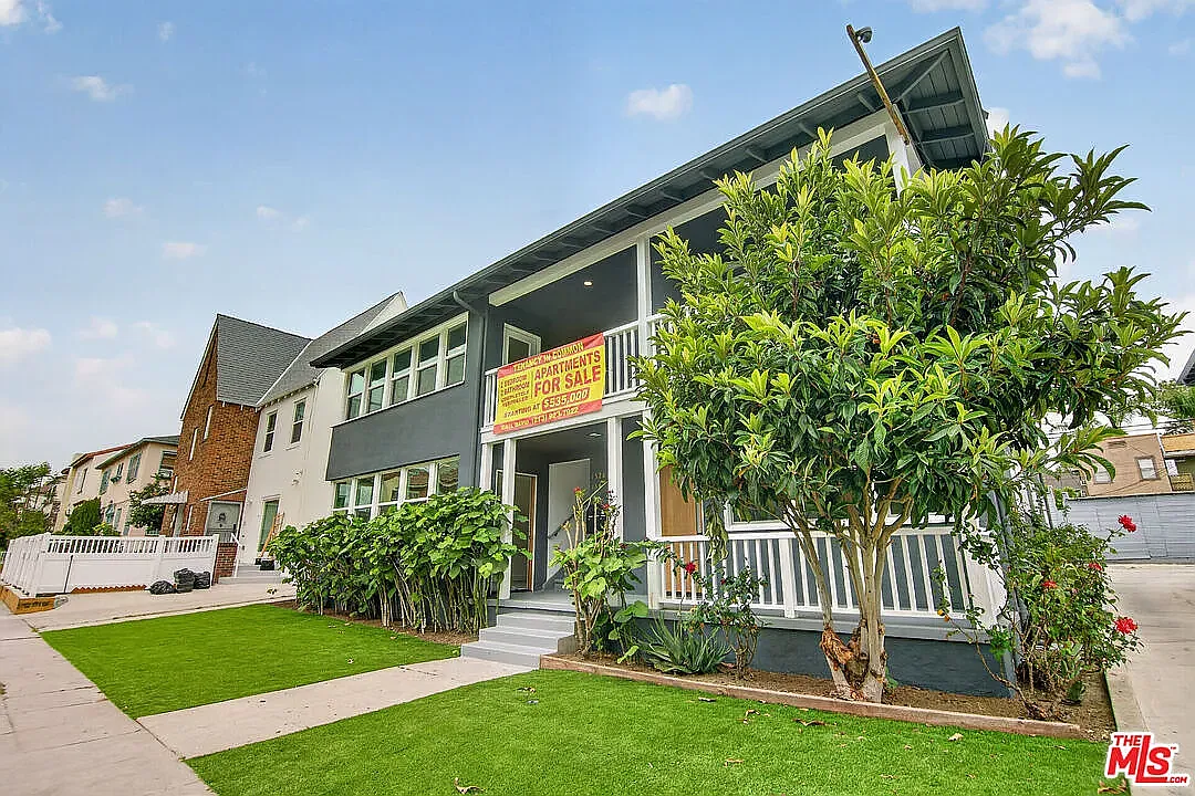 2 bed, 1000 sqft, $3,800 — Photo 1