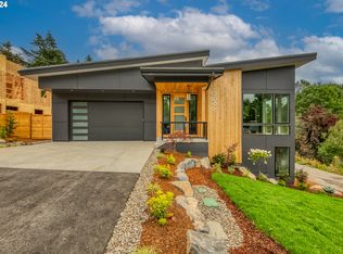 9680 SW 4th Ave, Portland, OR 97219