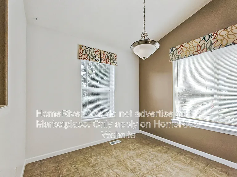 7905 N Ash Ln — Photo 14