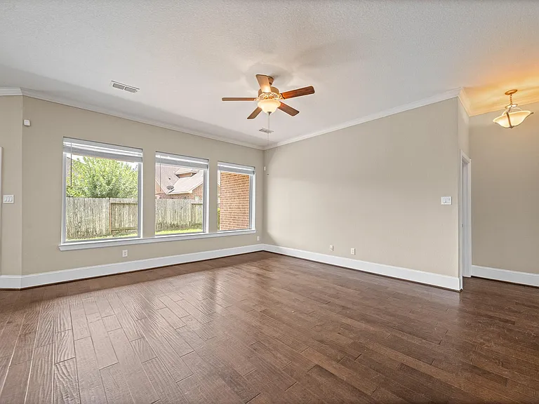 2907 Jadestone Ln — Photo 31
