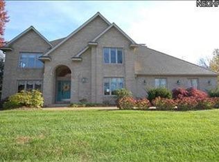 5240 Milford Dr, Nashport, OH 43701
