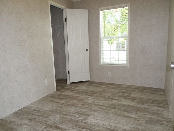 3rd image of 9012 Rushmore Blvd S