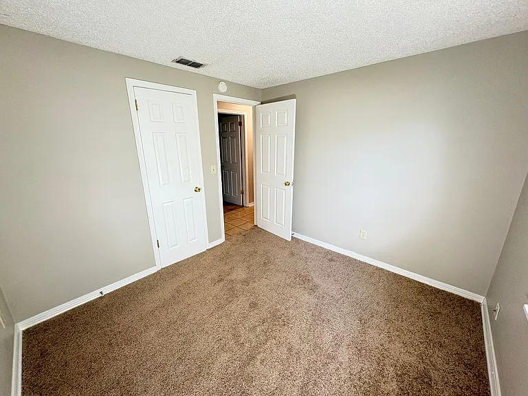 10930 Whitly Ct — Photo 13