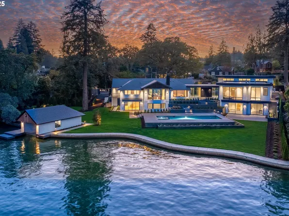 4101 Southshore Blvd, Lake Oswego, OR 97035