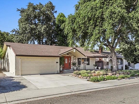 2nd image of 2602 Madrone Ave