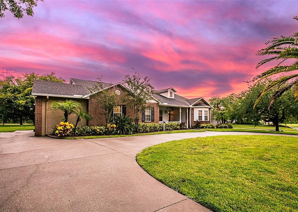1st image of 8805 Crosswood Ct