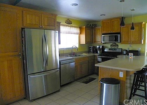 4th image of 35046 Acacia St